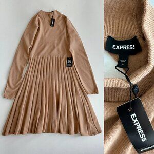 NWT EXPRESS Pleated Dress Size M Mock Neck/Cutout Back Sweater Neutral